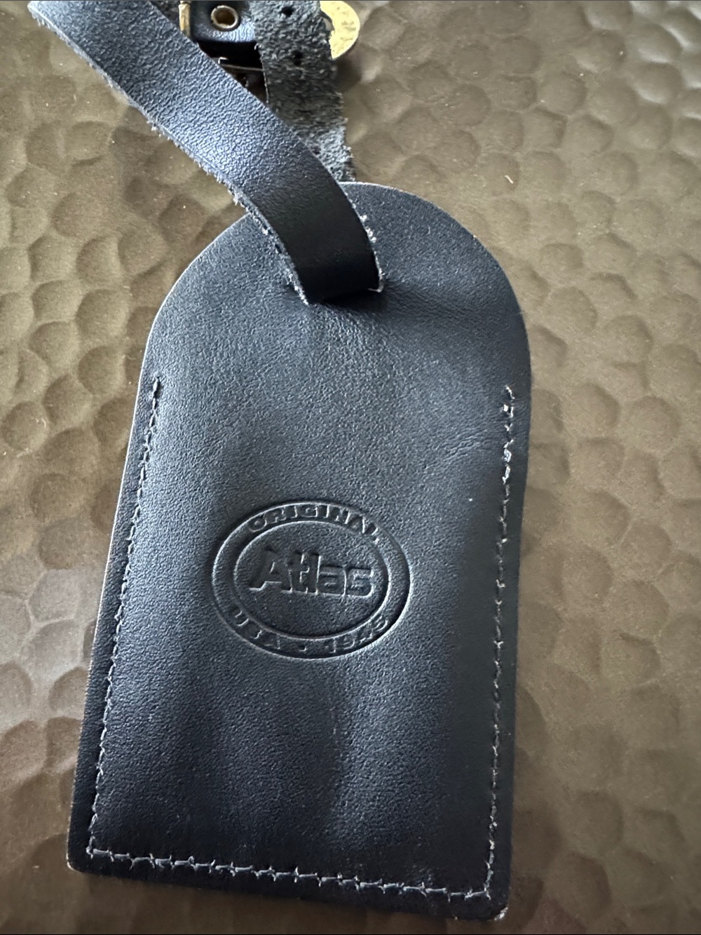 Atlas Black Leather Luggage Tag with Embossed Logo